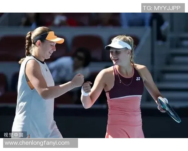 赛后分析:杭州网球队与成都网球队的战术对决与启示 赛后分析:杭州网球队与成都网球队的战术对决与启示