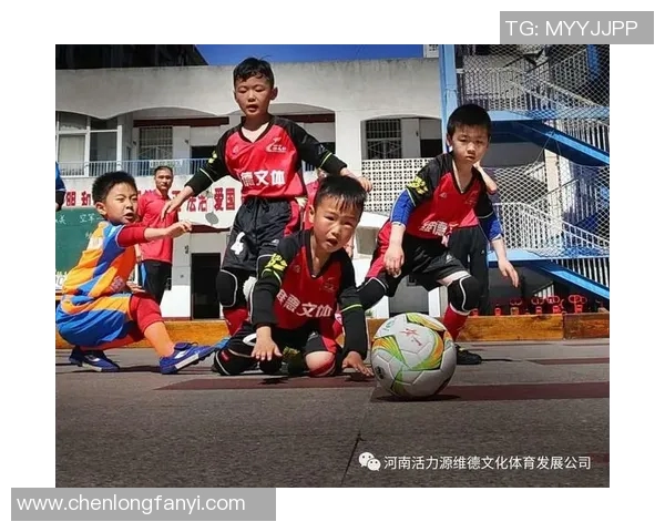 足球明星的18岁孩子展现惊人天赋引发关注与期待