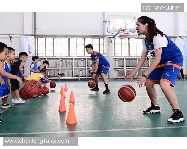 张芳篮球生涯回顾与展望对话分享运动精神与成长故事