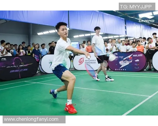 成都羽毛球队灵活性分析与训练策略探讨 成都羽毛球队灵活性分析与训练策略探讨