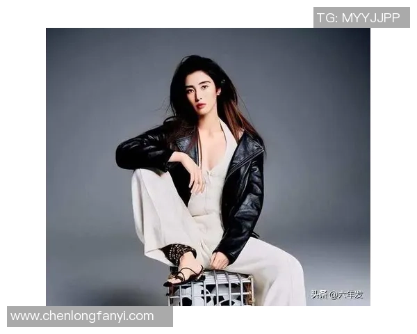 足坛美女足球明星的魅力与实力并存展现女性运动员的风采与成就 足坛美女足球明星的魅力与实力并存展现女性运动员的风采与成就